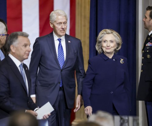 Billi dhe Hillary Clinton pranojnë të dëshmojnë në hetimin e Kongresit për Jeffrey Epsteinin