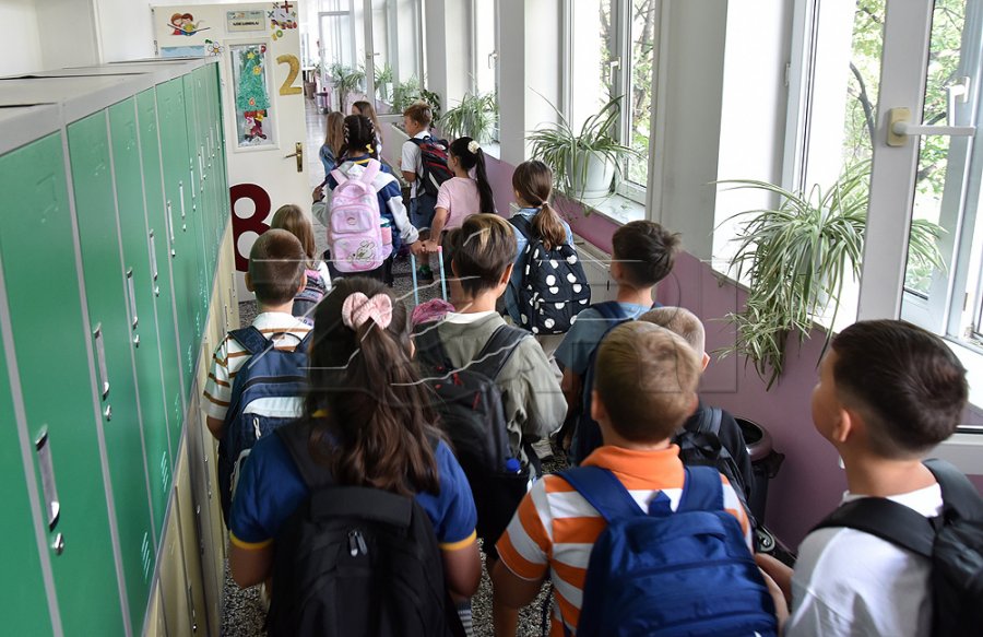 Rast i rrallë – fëmijët 9 dhe 7 vjeç paraqitën në shkollë, nuk kanë ndjekur asnjë ditë mësim