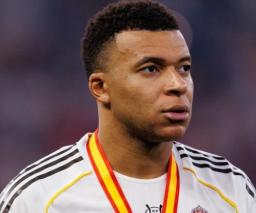 PSG në telashe të mëdha shkaku i Mbappes - ylli francez u ka dërguar përmbaruesin