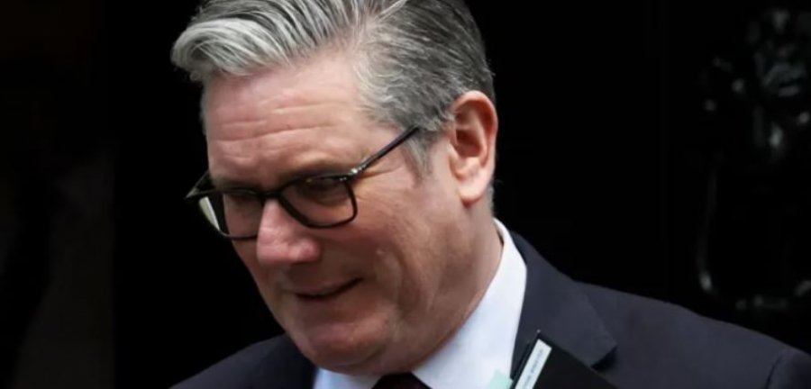 Starmeri u kërkon falje viktimave të Epsteinit për emërimin e Mandelson si ambasador në SHBA