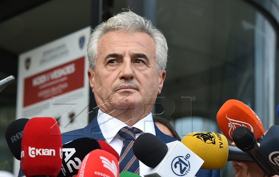 Arrestimi i ish-pjesëtarit të UÇK-së në Serbi, Koci: Iu gjet kartela e veteranit