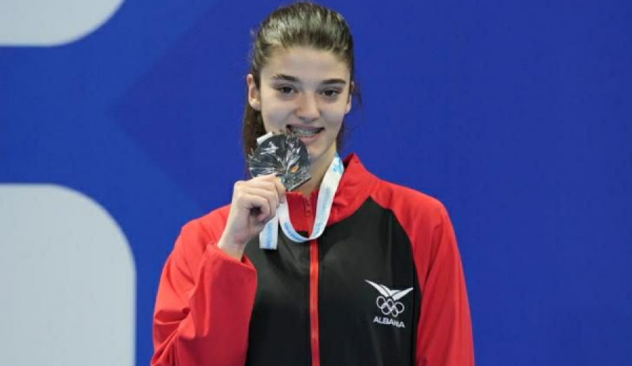 Lanika Rexhepi nga Prishtina shkruan histori për Shqipërinë në Kampionatin Evropian të Karatesë