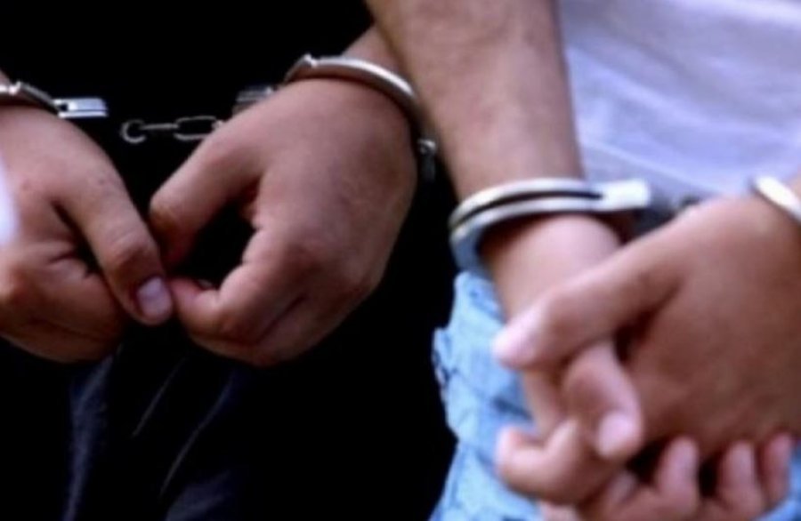 Ngacmim seksual dhe lëndim i lehtë trupor, arrestohen dy persona në Fushë-Kosovë