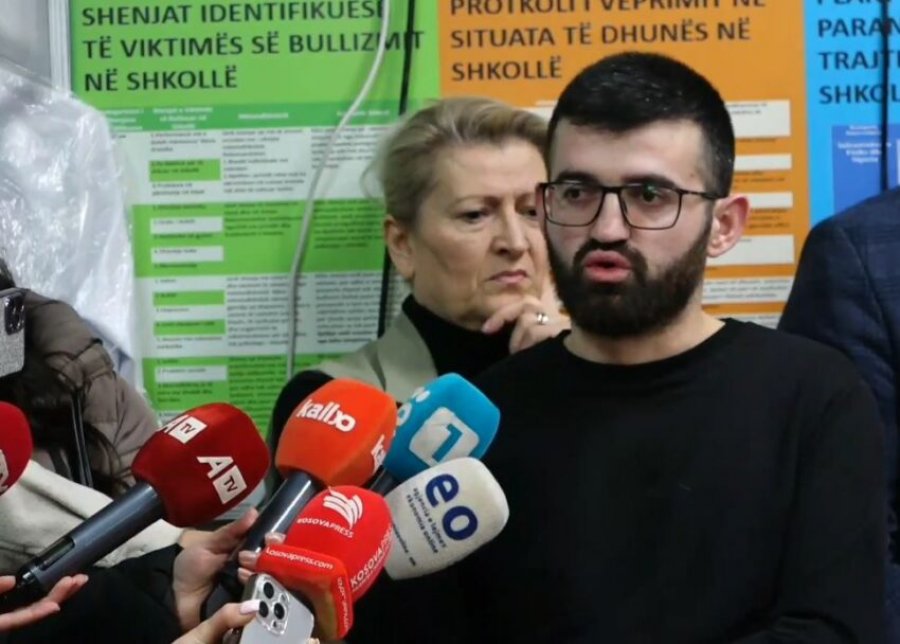 Stafi i shkollës “Pavarësia” përmes grevës kërkon veprime ndaj nxënësve dhe siguri për mësimdhënësit