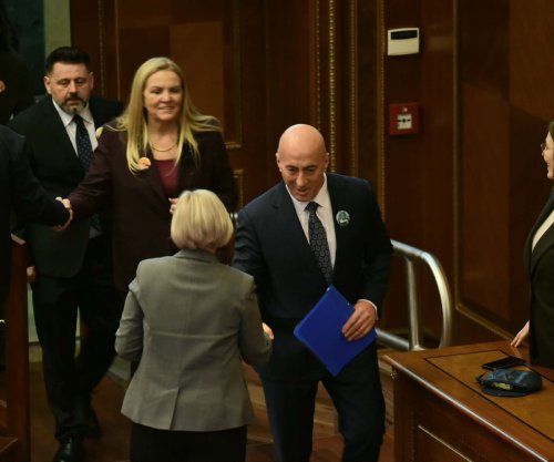 LIVE | Haradinaj me deputetët e tij, i pari në sallë