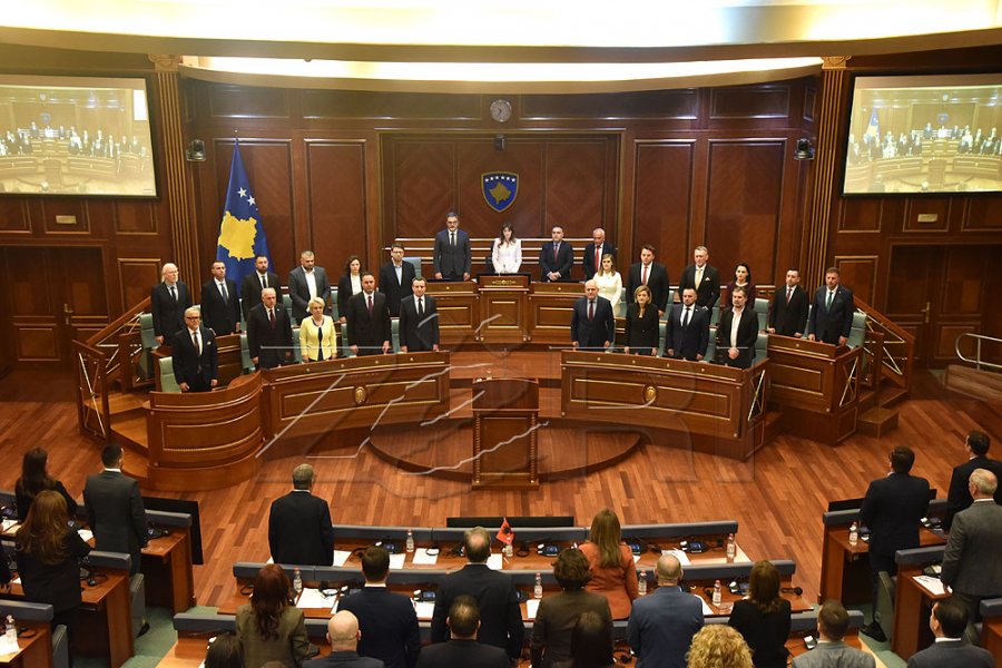 Komisionerja Marta Kos përshëndet formimin e qeverisë së re të Kosovës