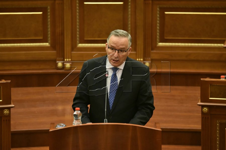 Hamza: Pa respektim të Kushtetutës dhe realitetit ekonomik, ligji për çmimet tavan nuk jep zgjidhje