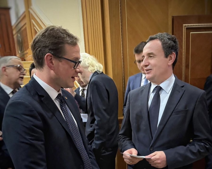 Ambasada gjermane uron Kurtin për rizgjedhjen, thekson partneritetin e fortë me Kosovën