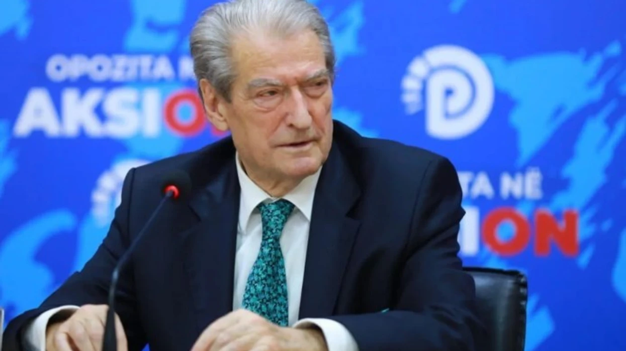 Berisha: Rama kishte përgatitur ekzekutimin e protestuesve paqësorë, katër prej tyre u qëlluan nga snajperët e Sokol Bizhgës