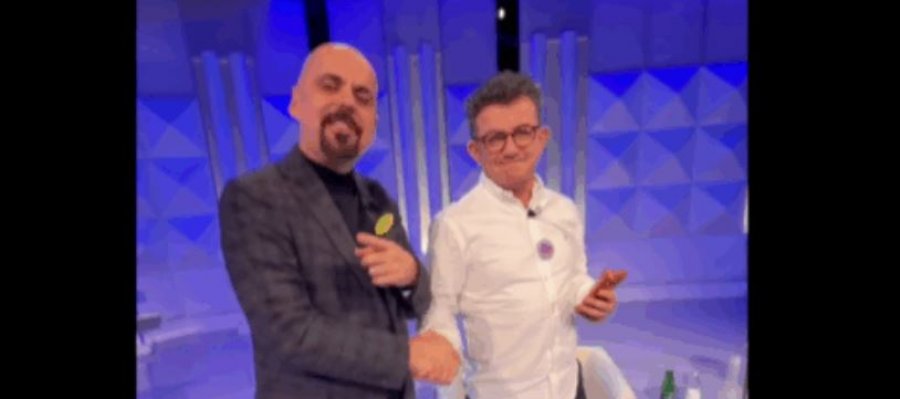 Pas përplasjes, pajtohen dhe përqafohen mes vete Berat Buzhala dhe Albatros Rexhaj [video]