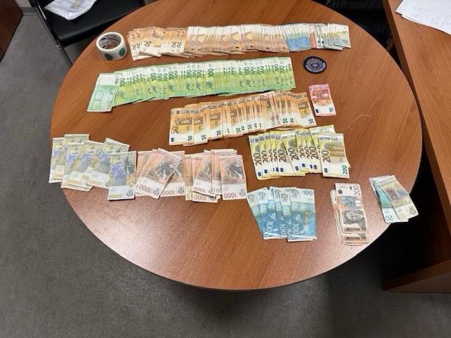 Dogana konfiskon 25% të mjeteve monetare të padeklaruara në Merdarë