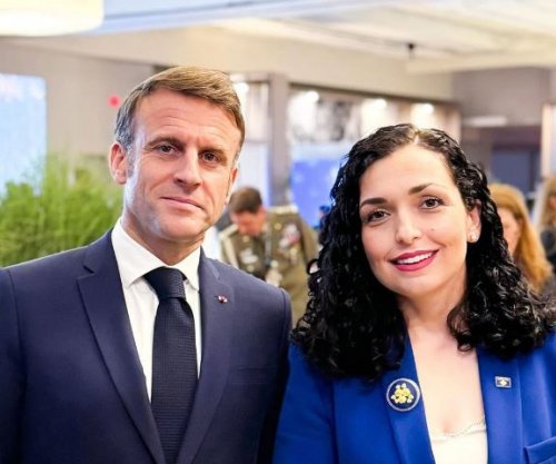 Macroni uron 18 vjetorin e Pavarësisë – kërkon zbatimin e marrëveshjeve të Brukselit dhe Ohrit