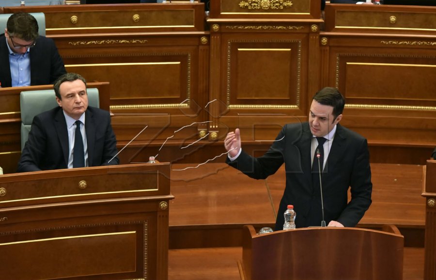 Përplasje të orëve të fundit, VV-ja i kërkon tre emra, LDK-ja i nxit të deklarohen për Vjosa Osmanin