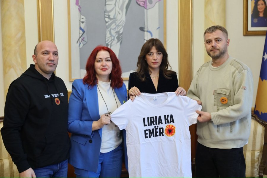 Albulena Haxhiu mbështet marshin e nesërm “Drejtësi, jo politikë”