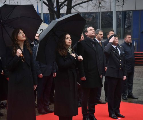 Jashari uron ushtarët e FSK-së, kërkon unitet në shërbim të atdheut