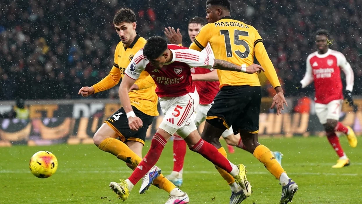 Arsenali gabon në udhëtim ndaj Wolves – gjithçka e hapur në luftën për titull