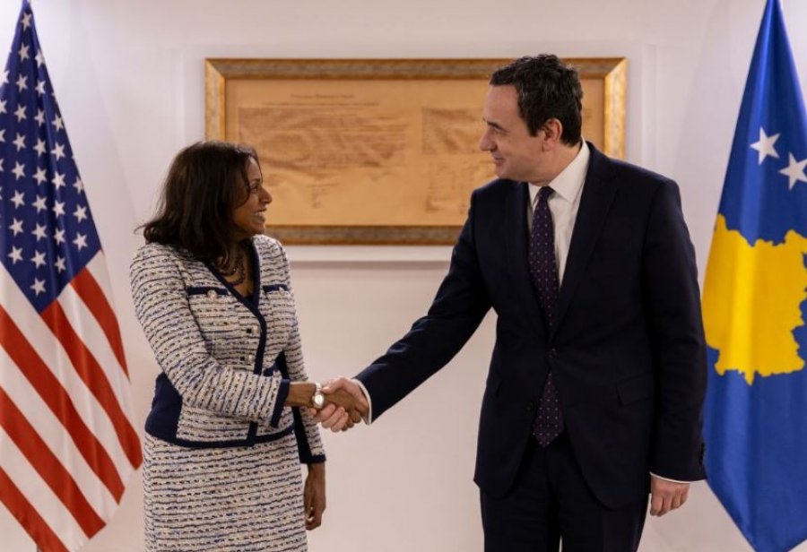 Prattipati takohet me Kurtin: Marrëdhënia SHBA-Kosova mban potencial të fortë