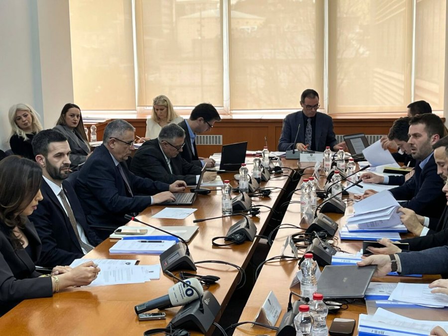Pa asnjë votë kundër, Komisioni për Buxhet e përfshin buxhetin e Prishtinës në projektligj