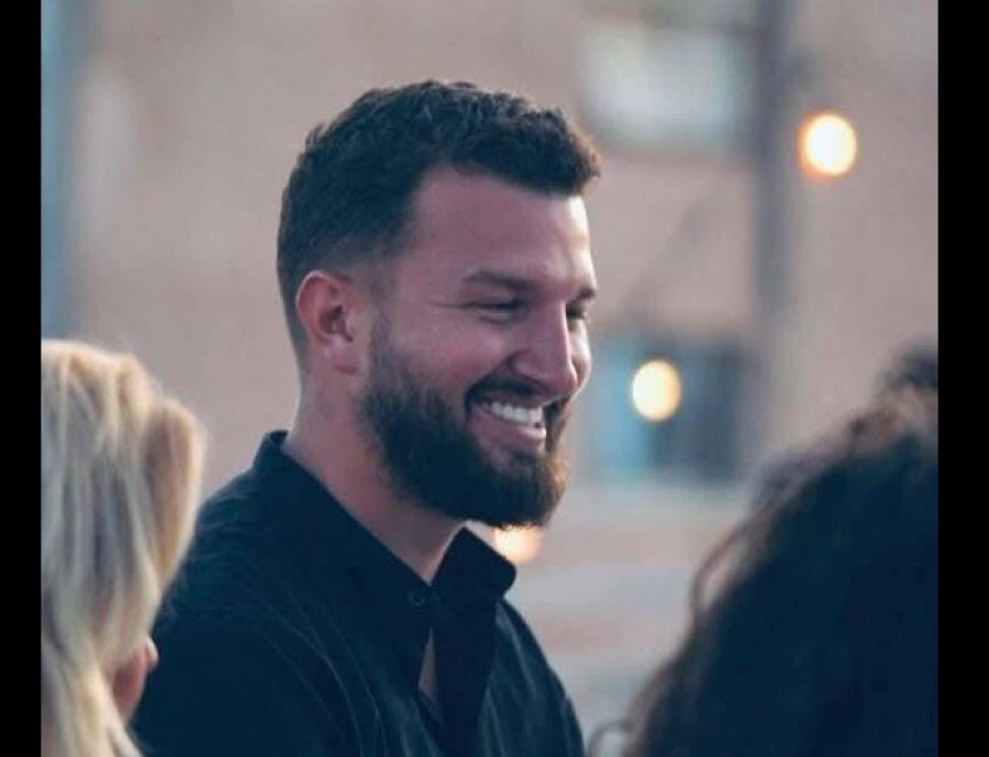 Ky është i riu që vdiq në aksident mbrëmë në Mitrovicë, Peci i shpreh ngushëllime familjes