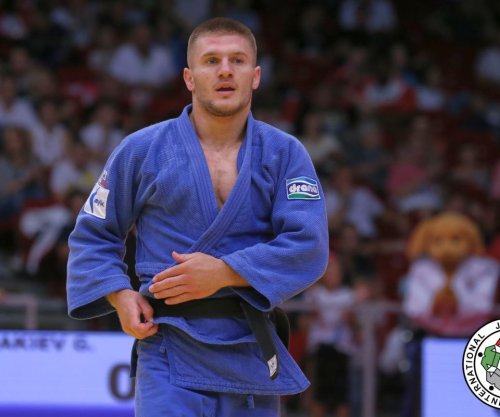 Gjykata e Pejës e liron nga akuza për dhunë në familje Akil Gjakovën