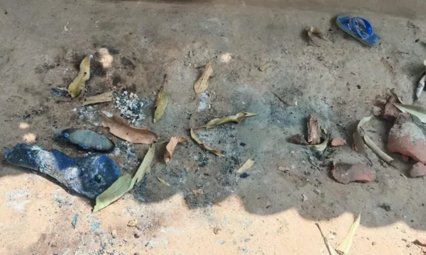 Nëna me foshnjën e saj digjen për vdekje në një shtet indian për akuza për magji