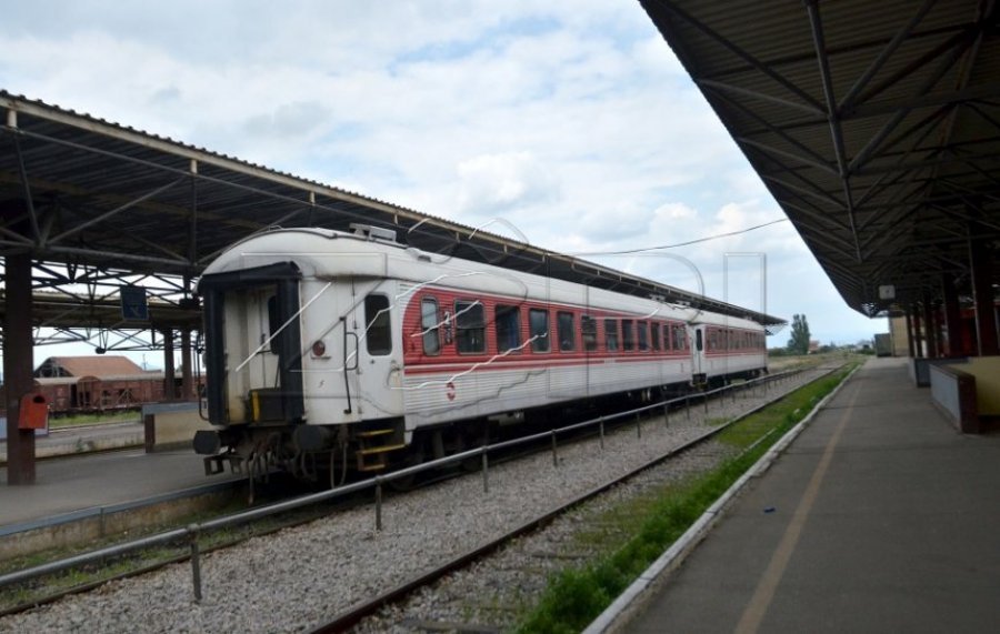 Sot nuk ka tren Pejë-Prishtinë, u anulua linja