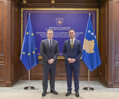 Negociatat me Serbinë do t’i udhëheqë Glauk Konjufca