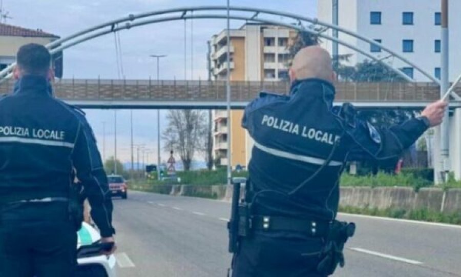 Shqiptari arrestohet në Itali, dyshohet se është pjesë e një rrjeti të trafikut të drogës