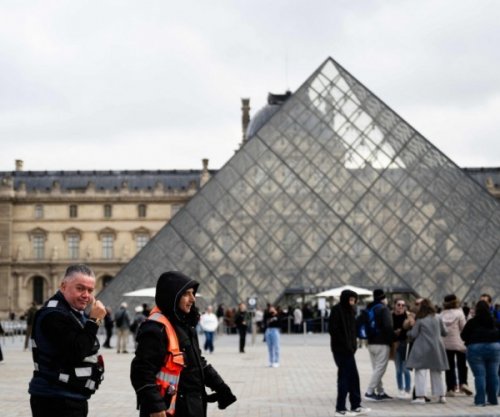 Dorëhiqet drejtoresha e Muzeut të Luvrit, pas skandalit me vjedhjen