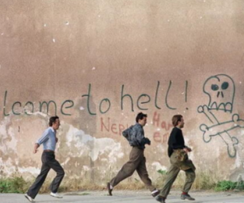 “Në emër të të vrarëve nga snajperët”, Sarajeva kërkon drejtësi përtej kufijve të BeH-së