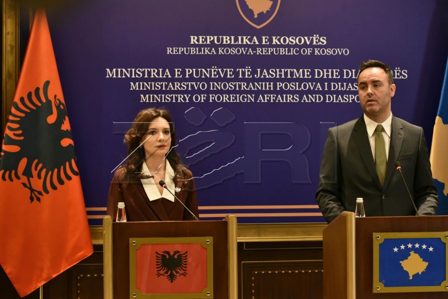 Konjufca: Takimet me Shqipërinë janë vëllazërore - sa më i fortë koordinimi, aq më e sigurt rruga drejt BE-së