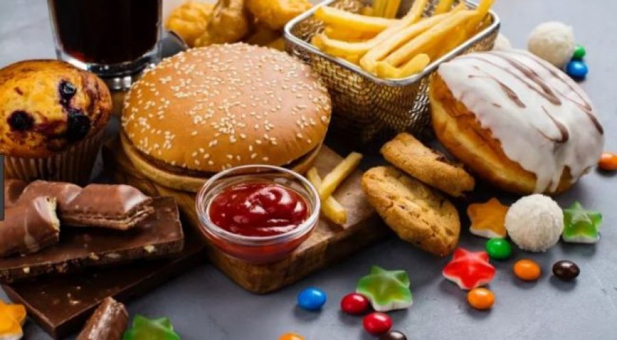 Ushqimet që s’duhet ngrënë para gjumit