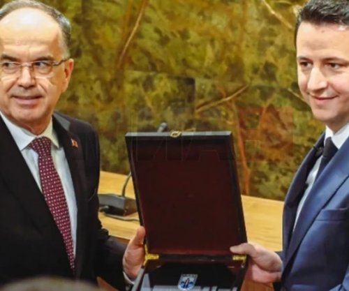 Presidenti i Shqipërisë, Bajram Begaj nderohet me “Çelësin e Qytetit” në Gostivar