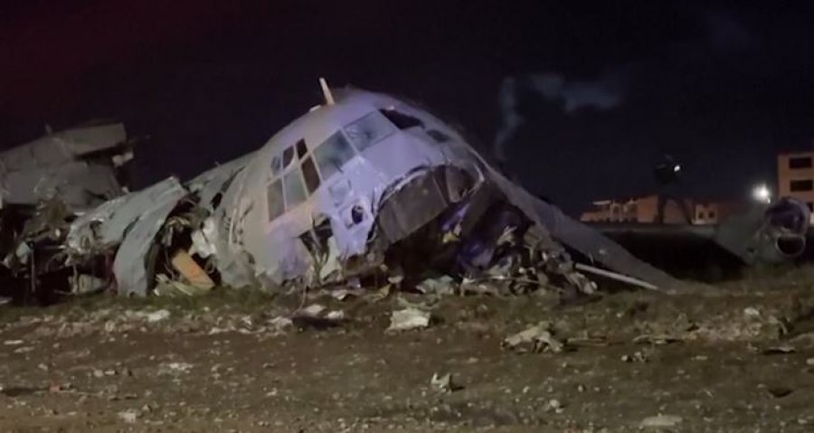 Tragjedi ajrore në Bolivi: 15 të vdekur pas rrëzimit të avionit ushtarak