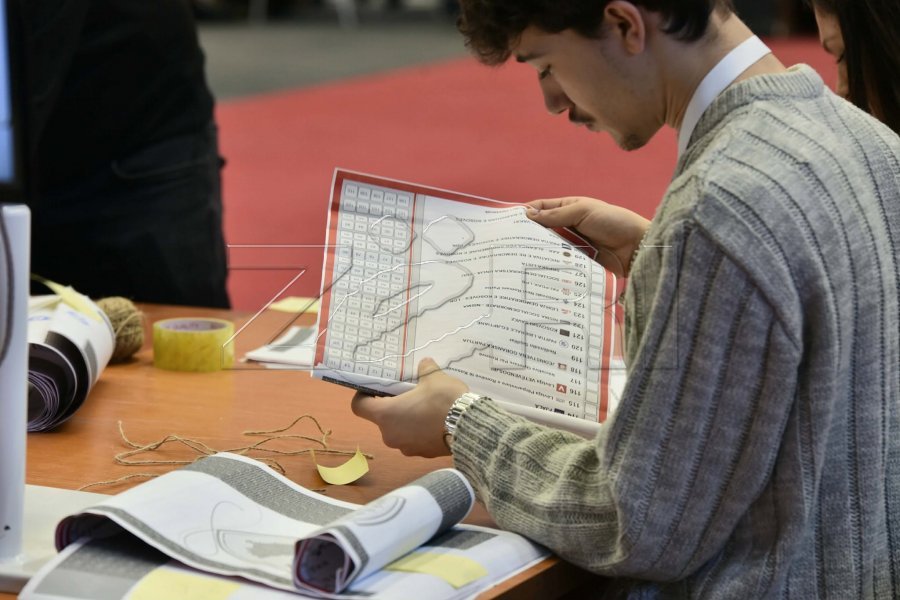 Elezi: Nesër nis numërimi i votave me postë