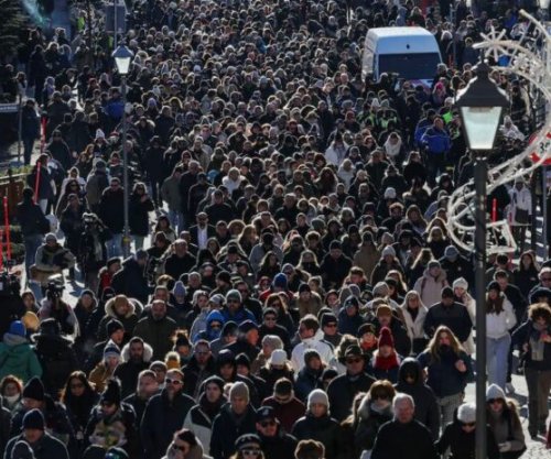 Tragjedia në Crans-Montana, mijëra njerëz shkojnë për ngushëllime
