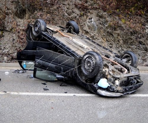 Tre të lënduar në një vetaksident në Graçanicë