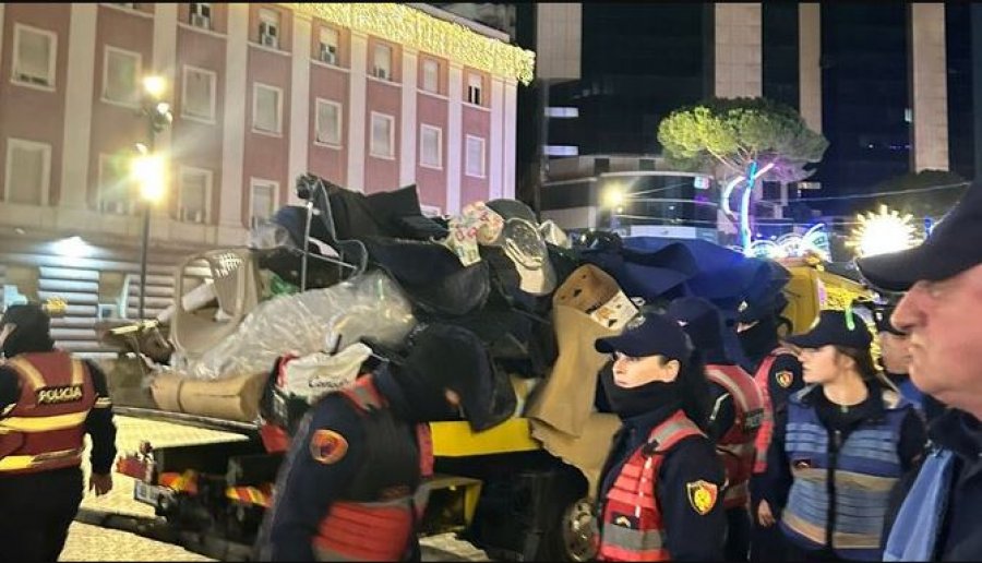 Policia ndërhyn në mesnatë për t’i hequr karriget, Adriatik Lapaj dërgohet me urgjencë në spital