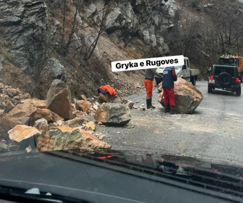 Rrëshqitje gurësh në Rugovë, vështirësohet qarkullimi