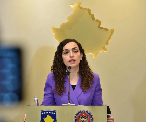 Presidentja Osmani uron Krishtlindjen ortodokse