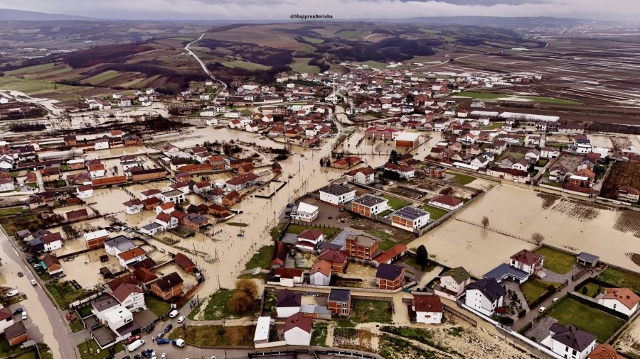 Disa qytete vërshohen nga uji, çka po i shkakton vërshimet në Kosovë?