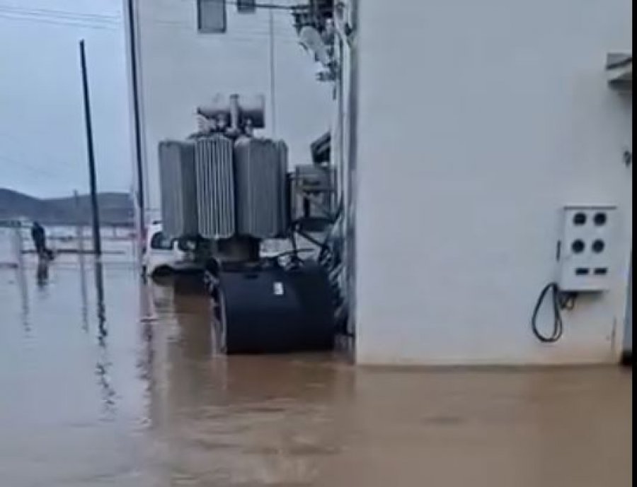 Ndërpritet rryma në Drenas, pas vërshimeve në nënstacionin e KEDS-it