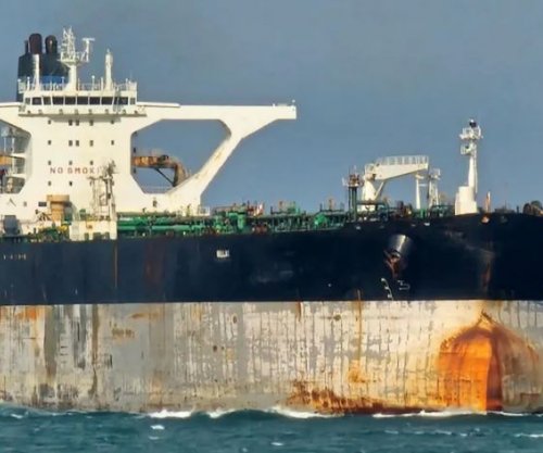 Rusia dërgon anije luftarake për të mbrojtur një cisternë nafte të ndjekur nga forcat amerikane