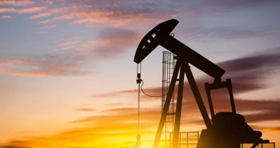 Çmimet e naftës bien sërish, pas deklaratave të Trumpit për Venezuelën