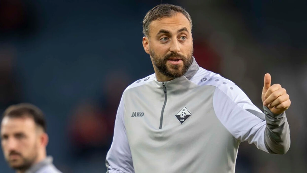 Pas largimit të trajnerit kryesor, Atdhe Nuhiu është opsion për të drejtuar Altachin