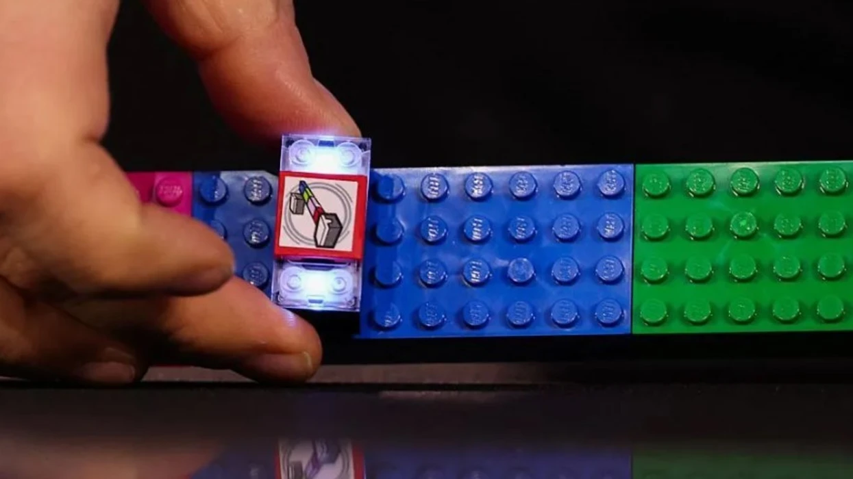 Lego prezanton blloqet inteligjente të mbushura me teknologji