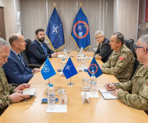 Komandanti i KFOR-it takon shefin e UNMIK-ut, diskutohet situata e sigurisë në Kosovë