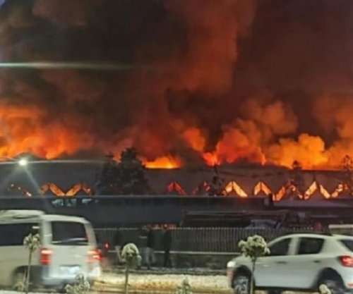 Comodita Home: Një pjesë e fabrikës përfshihet nga zjarri, nuk ka të lënduar