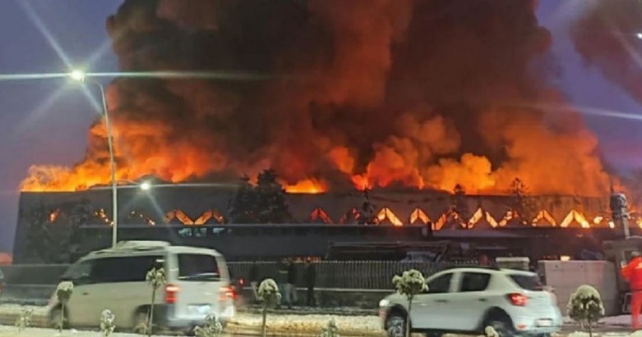 Comodita Home: Një pjesë e fabrikës përfshihet nga zjarri, nuk ka të lënduar