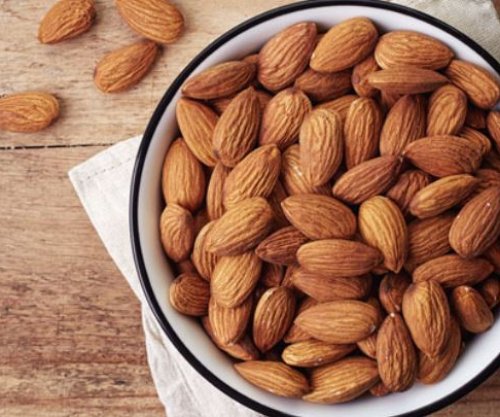 Përse duhet të konsumoni bajame për shëndetin e flokëve dhe lëkurës